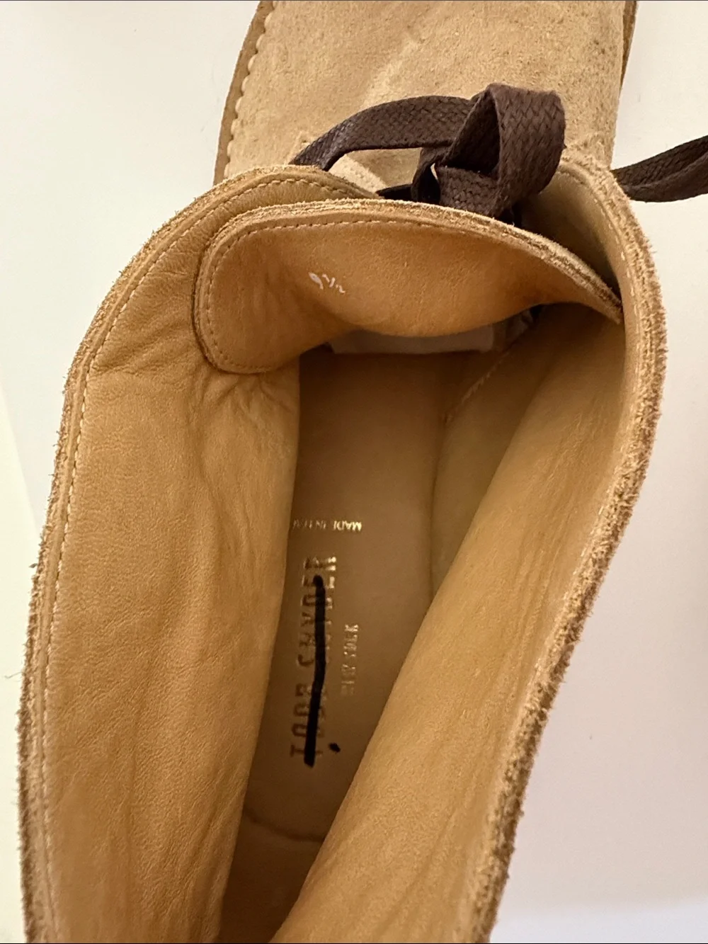 Todd Snyder Men's Tan Suede Lace-Up Chukka Boots Sz 9.5.  New/Flawed. Tub9
